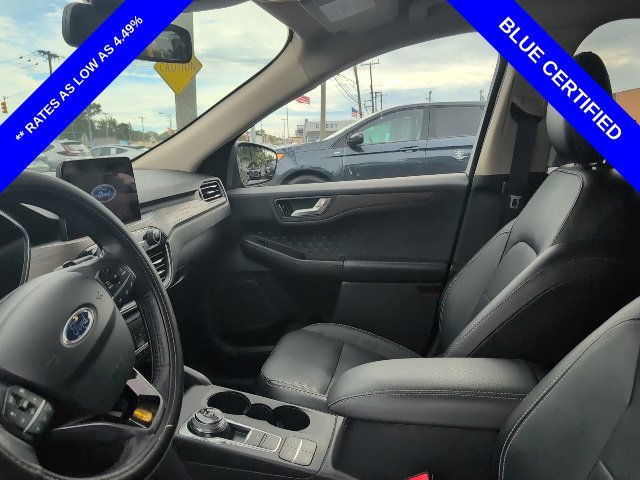 Certified 2020 Ford Escape Titanium AWD/4WD image 4