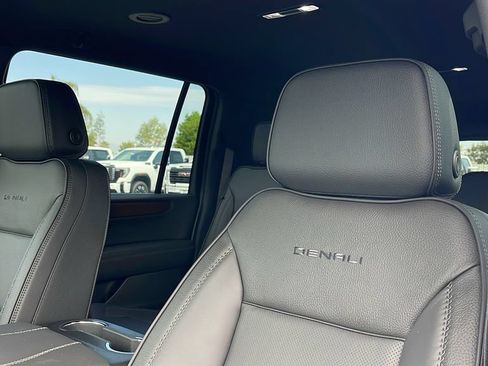 New 2026 GMC Yukon XL Denali AWD/4WD image 13