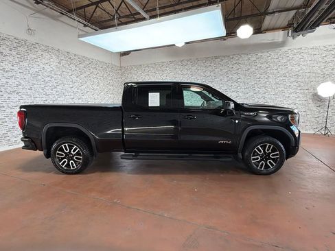 Used 2019 GMC Sierra 1500 AT4 w/ AT4 Premium Package AWD/4WD image 8