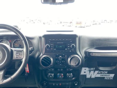 Used 2017 Jeep Wrangler Unlimited Sport image 20