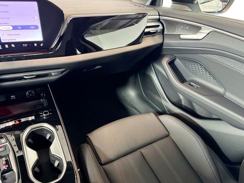 New 2026 Audi A6 Premium Plus AWD/4WD image 19