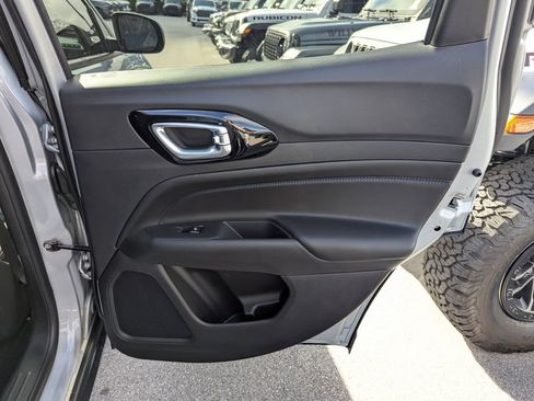 New 2026 Jeep Compass Latitude image 31