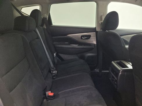 Used 2018 Nissan Murano SV image 19