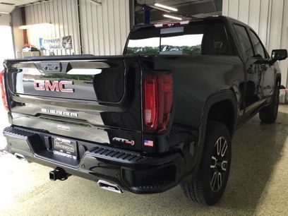 New 2026 GMC Sierra 1500 AT4 w/ AT4 Premium Package