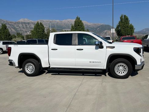 Used 2024 GMC Sierra 1500 Pro w/ Pro Value Package image 2
