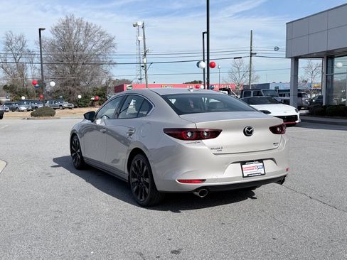 Used 2022 MAZDA MAZDA3 s AWD/4WD image 6