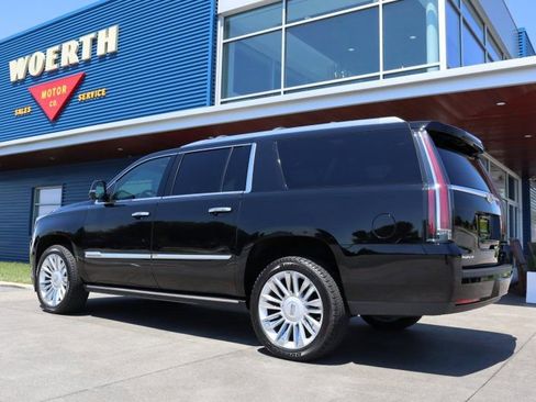Used 2015 Cadillac Escalade ESV Platinum AWD/4WD image 5