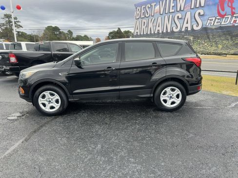 Used 2019 Ford Escape S image 21