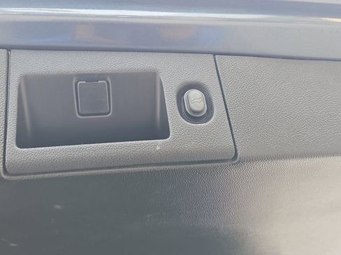 Used 2019 Chevrolet Tahoe LT image 8