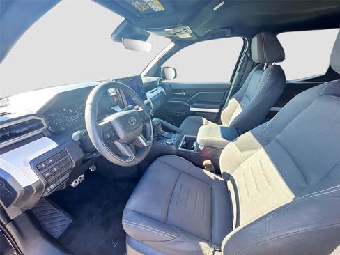 Used 2024 Toyota Tacoma TRD Sport image 11