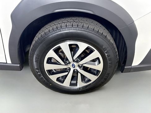 Used 2023 Subaru Outback Premium image 32