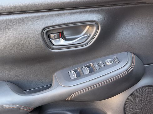 Used 2024 Honda HR-V Sport image 11
