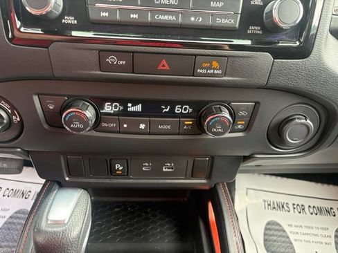 Used 2023 Nissan Frontier PRO-4X w/ Technology Package AWD/4WD image 18