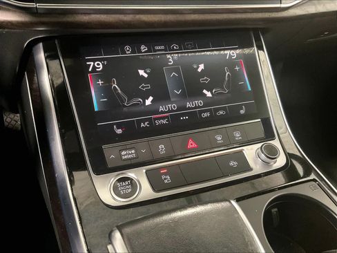 Used 2022 Audi Q7 2.0T Premium image 26
