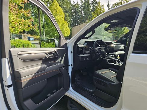 New 2026 GMC Sierra 1500 AT4 w/ AT4 Premium Package image 21