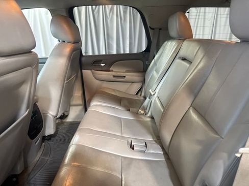 Used 2013 Chevrolet Tahoe LT RWD image 16