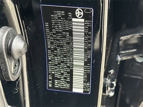 Certified 2025 Toyota Corolla LE image 29