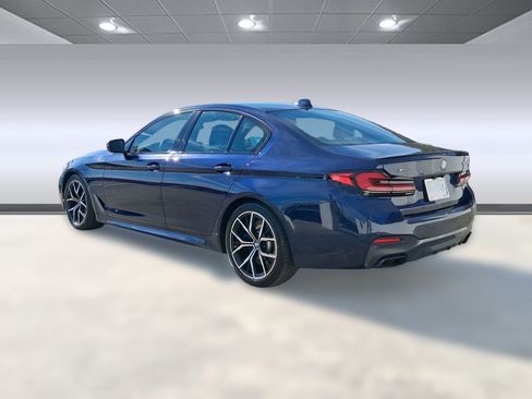 Used 2021 BMW M550i xDrive w/ Dynamic Handling Package image 3