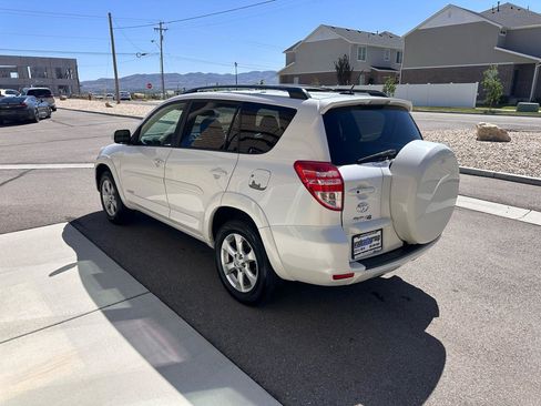 Used 2011 Toyota RAV4 Limited AWD/4WD image 12
