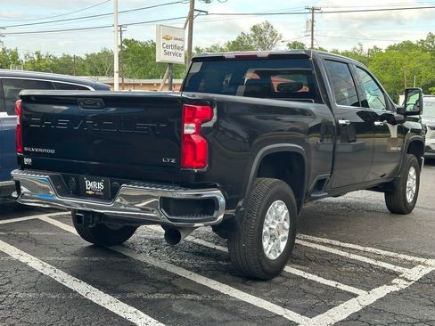 Used 2022 Chevrolet Silverado 3500 LTZ w/ Z71 Off-Road Package AWD/4WD image 7