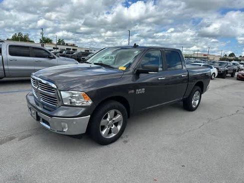 Used 2017 RAM 1500 Big Horn AWD/4WD image 7