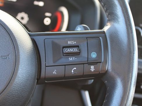 Used 2021 Nissan Rogue Platinum image 32