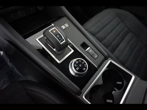 New 2025 Mitsubishi Outlander SE AWD/4WD image 18