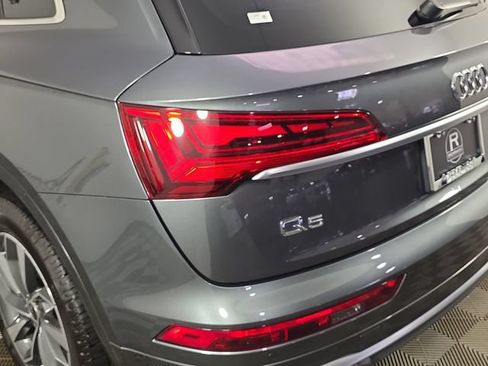 Used 2023 Audi Q5 2.0T Premium w/ Convenience Package AWD/4WD image 37