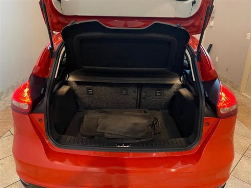 Used 2015 Ford Focus SE image 70