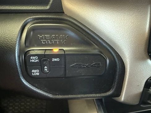 Used 2022 RAM 3500 Laramie AWD/4WD image 22