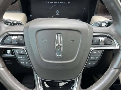Used 2022 Lincoln Nautilus Reserve FWD image 20
