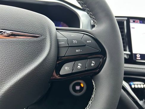 New 2026 Chrysler Pacifica Limited w/ S Appearance Package image 37