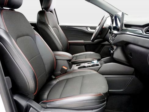 Used 2024 Ford Escape ST-Line w/ Tech Pack #1 FWD image 21