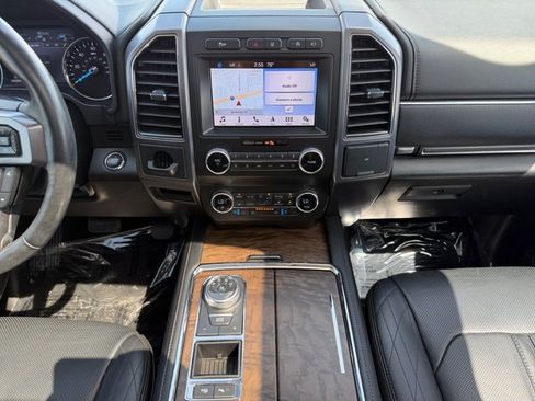 Used 2019 Ford Expedition Platinum RWD image 15