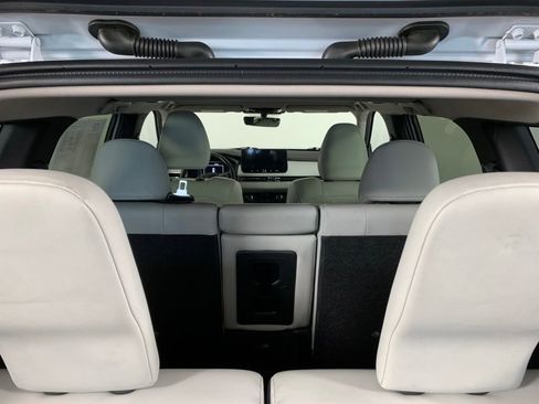 Used 2025 Mitsubishi Outlander SEL FWD image 14
