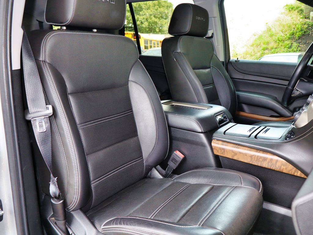 Used 2019 GMC Yukon Denali w/ Open Road Package AWD/4WD image 22