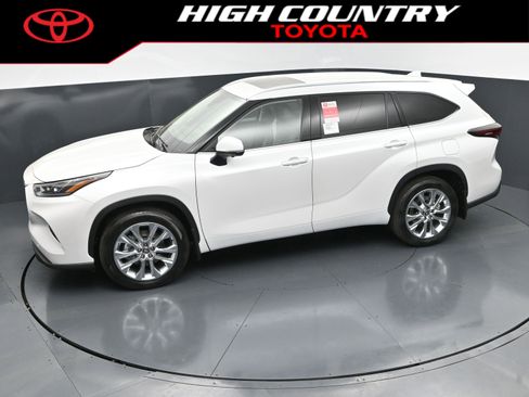 New 2026 Toyota Highlander Limited AWD/4WD image 29
