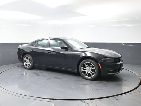 Used 2015 Dodge Charger SXT w/ AWD Plus Group image 3