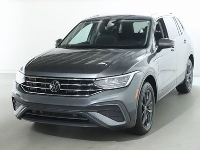 Certified 2023 Volkswagen Tiguan SE