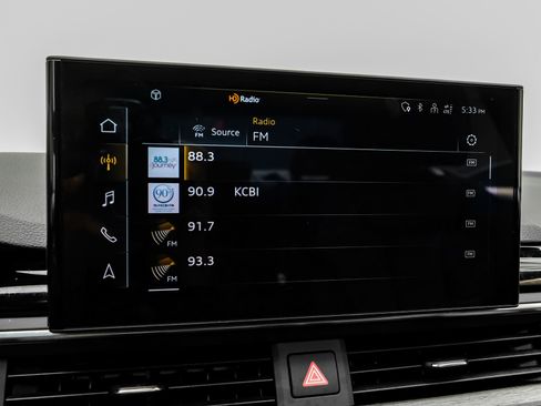 Used 2023 Audi A4 2.0T Premium w/ Convenience Package image 30