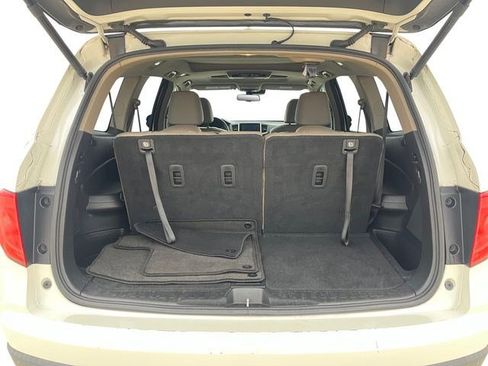 Used 2016 Honda Pilot Elite image 21