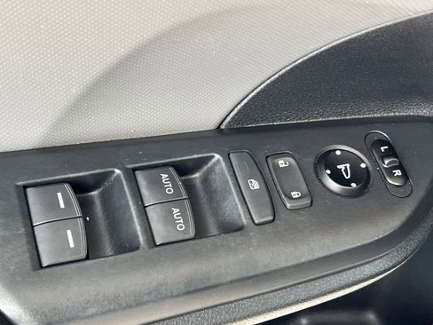 Used 2017 Honda Civic LX image 13