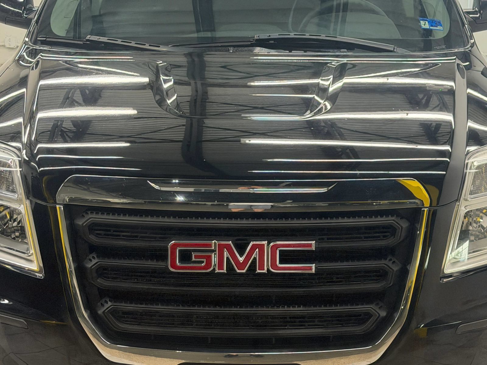 Used 2017 GMC Terrain SLE FWD image 5