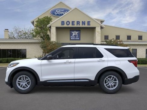 New 2025 Ford Explorer Active w/ Active Comfort Package RWD image 3