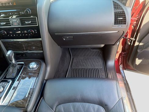 Used 2024 Nissan Armada Platinum w/ Captain's Chairs Package image 18