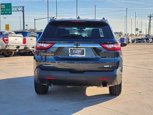 Used 2020 Chevrolet Traverse LT image 13