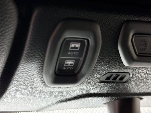 Used 2023 Jeep Wrangler Unlimited Sahara w/ Cold Weather Group image 15