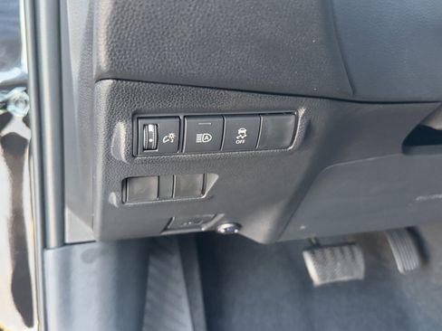 New 2026 Toyota Corolla Cross LE image 17