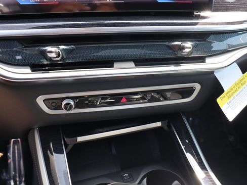 Used 2026 BMW X5 sDrive40i w/ M Sport Package image 20
