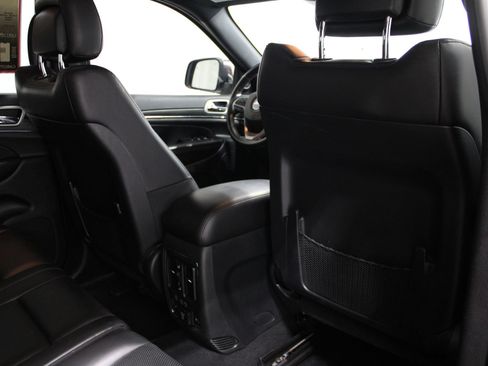 Used 2021 Jeep Grand Cherokee Limited w/ Luxury Group II AWD/4WD image 22